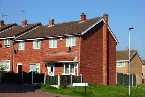 Can I Alter The Party Wall Surveyor? - A Crucial Guide From Faulkner Surveyors 3 Do you want to change the party wall surveyor you are using? Get the best results from Faulkners Aldershot NOW!