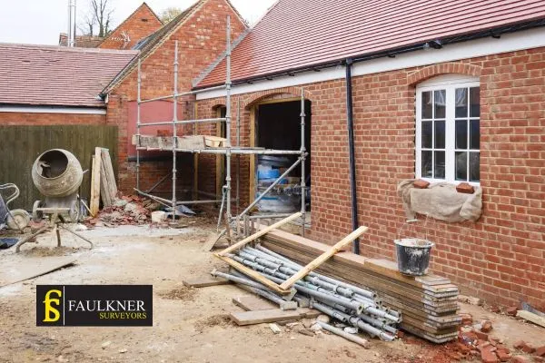 What is the minimum distance between 2 houses? 2 Distance Between Two Houses : Party Wall Surveyors Aldershot